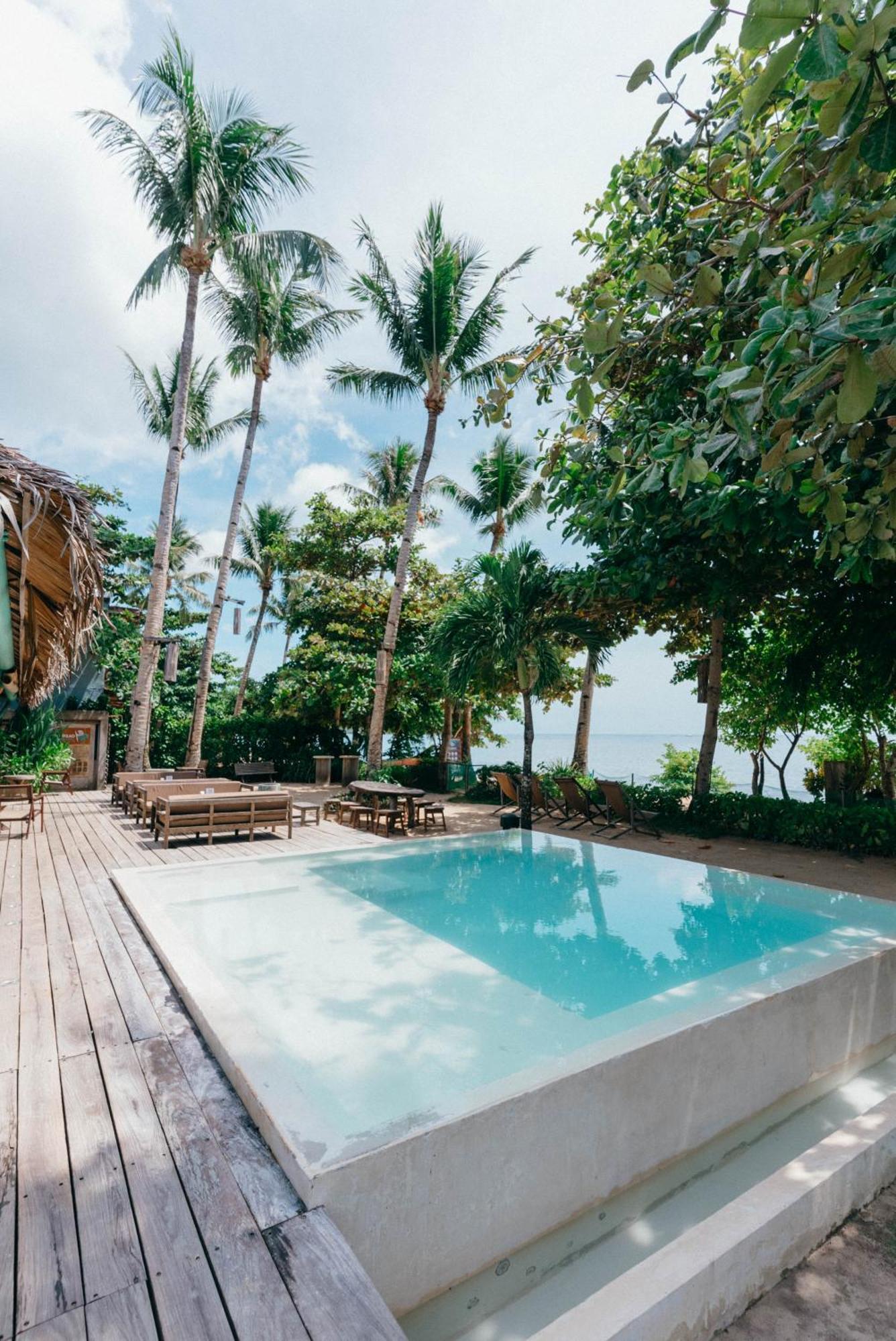 Bravo Beach Resort General Luna  Exterior photo