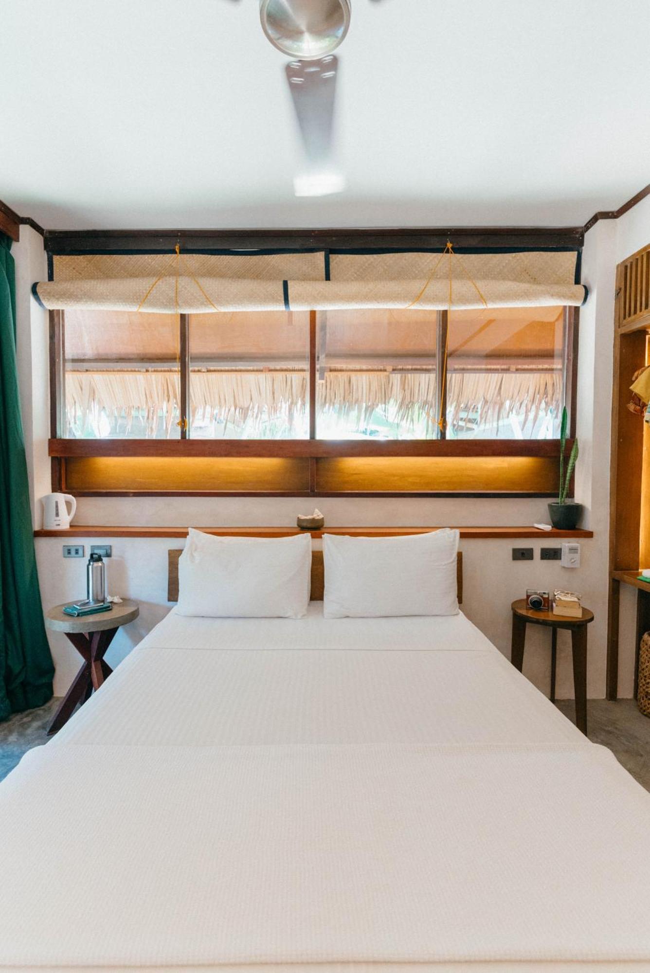 Bravo Beach Resort General Luna  Exterior photo