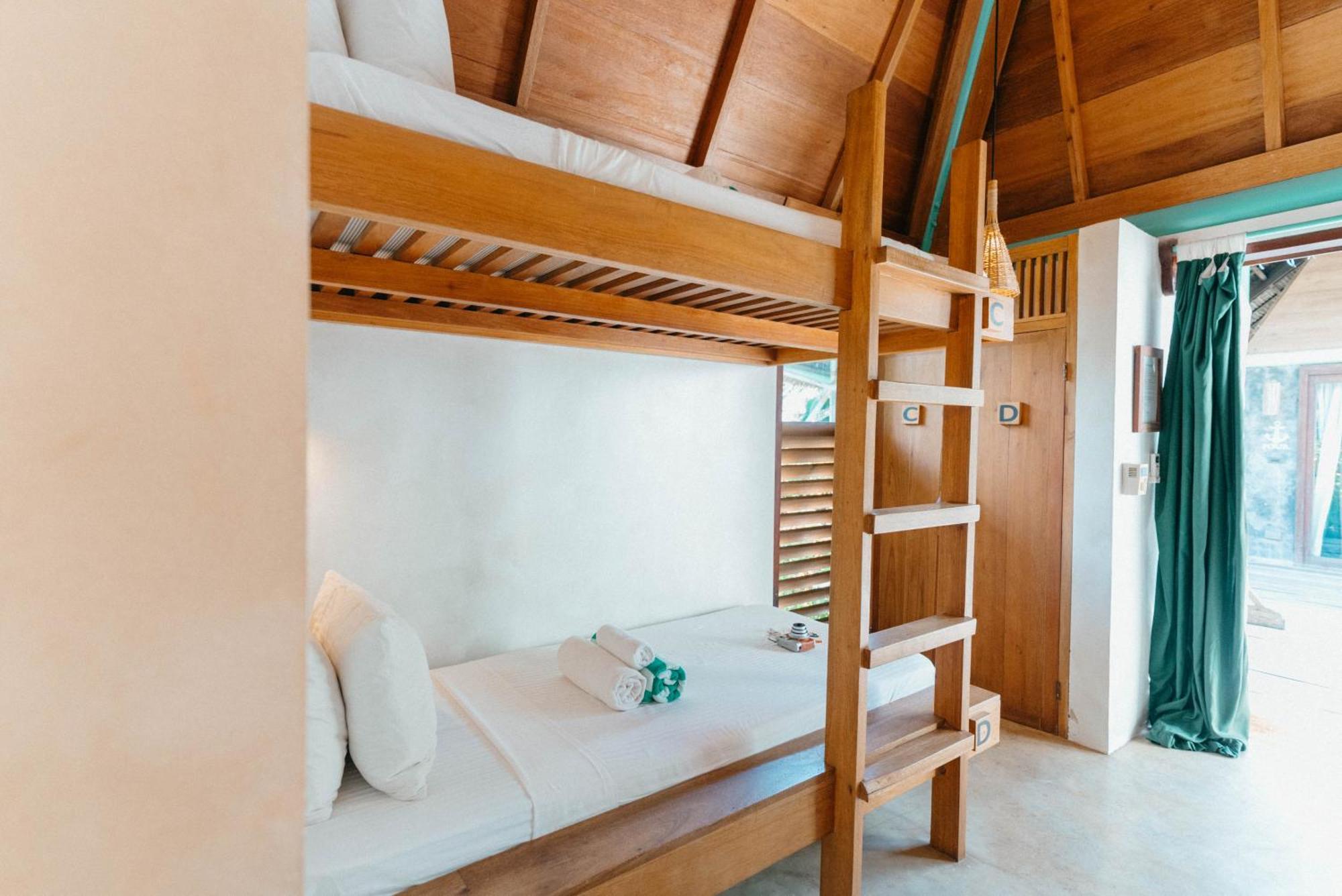 Bravo Beach Resort General Luna  Exterior photo