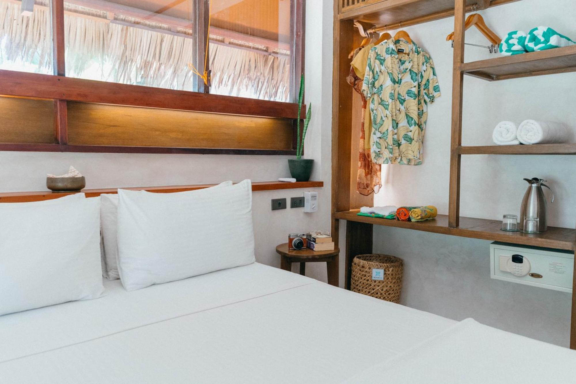 Bravo Beach Resort General Luna  Exterior photo