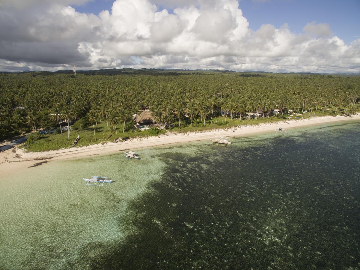 Bravo Beach Resort General Luna  Exterior photo